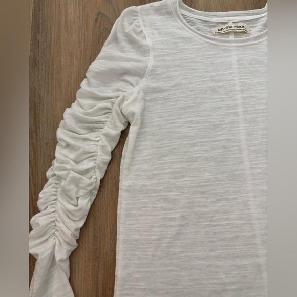 We The Free Cream Long Sleeve Top with Glam Sleeves in size small - Picture 3 of 7
